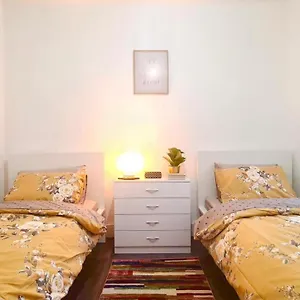 Deluxe Private In Manor Park London