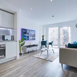 Luxe By Excel London